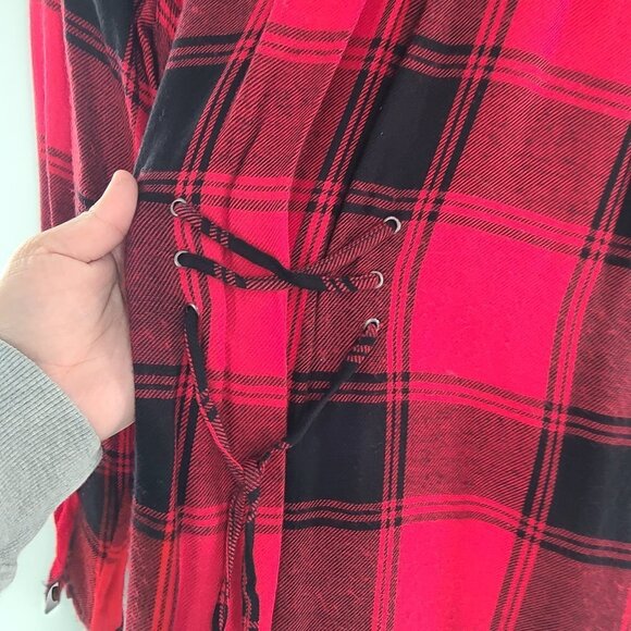 Maurices buffalo plaid lace up tunic button down shirt SZ Medium - Picture 2 of 6